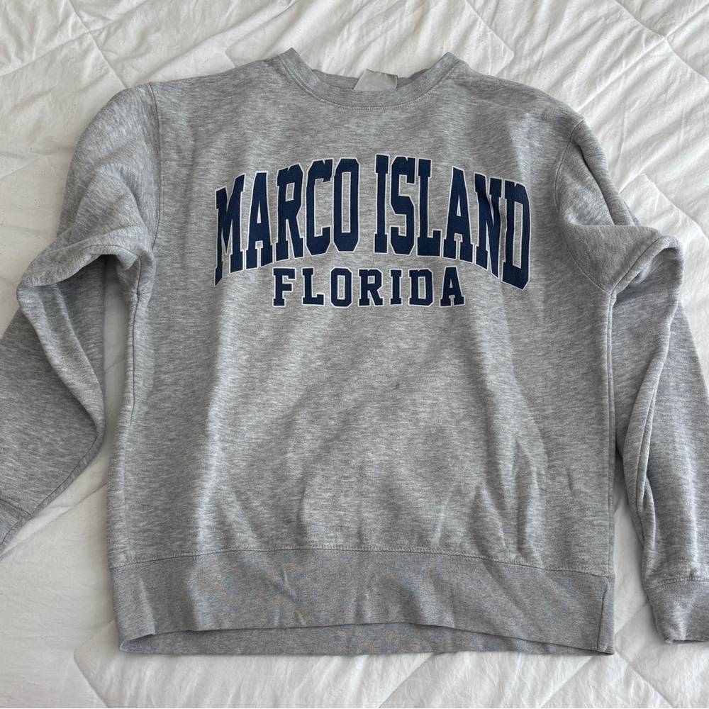 Vintage crewneck
